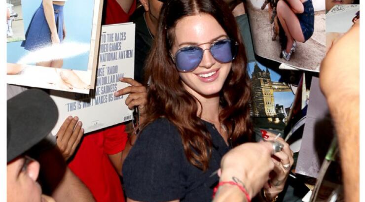 Πανικός για διάσημη τραγουδίστρια [εικόνες]