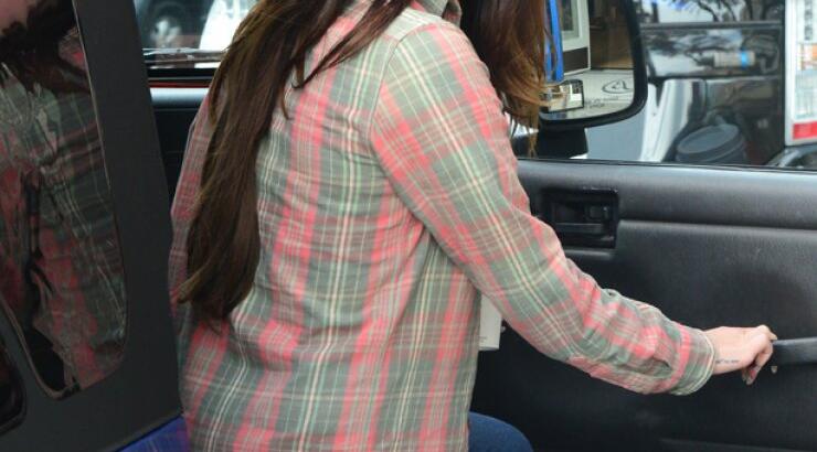 Δείτε τη Lana Del Ray χωρίς ίχνος μακιγιάζ [φωτογραφίες]