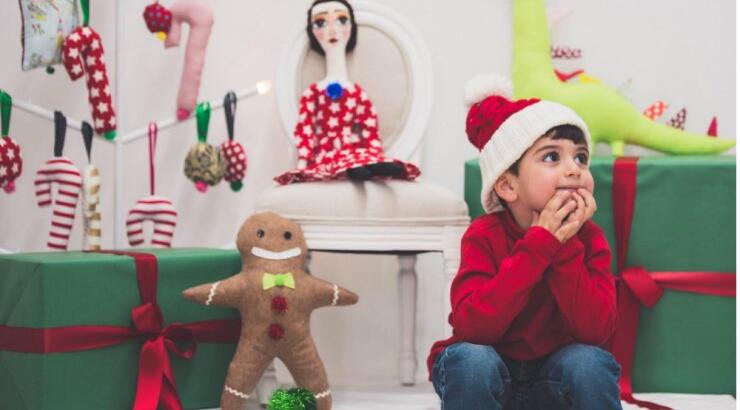 Οι Lash Dolls παρουσιάζουν τη νέα τους χριστουγεννιάτικη συλλογή