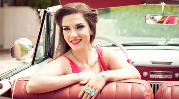 Στο Πρωινό του Mega η Βάσω Λασκαράκη;