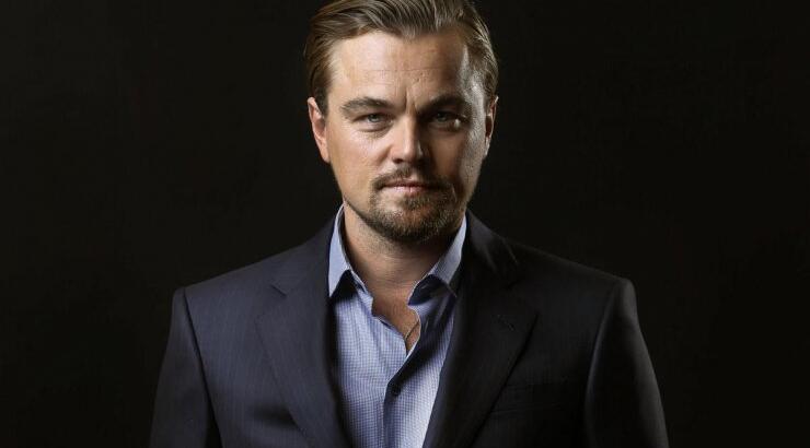 Επώνυμη Ελληνίδα τσάκωσε το Leonardo Di Caprio να ερωτοτροπεί  δημόσια στη Μύκονο και τον "έδωσε"