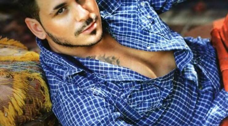 Ο Stan απαντά σε όσους λένε πως είναι ομοφυλόφιλος!