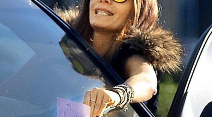 Δέσποινα Βανδή: Πήρε κλήση από την τροχαία