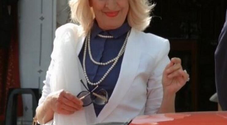 Tρελό γέλιο: Λένια Σορόκου και Μαρίνος Κόνσολος: Αγνώριστοι!