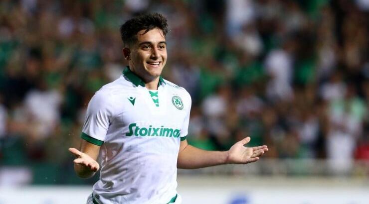 Λοϊζος Λοϊζου: Ο σταρ της Ομόνοιας είναι ερωτευμένος με πανέμορφη νεαρή! Τα τρυφερά στιγμιότυπα