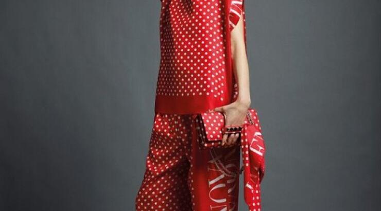 Valentino: To πουά… κυριεύει την κολεξιόν του οίκου