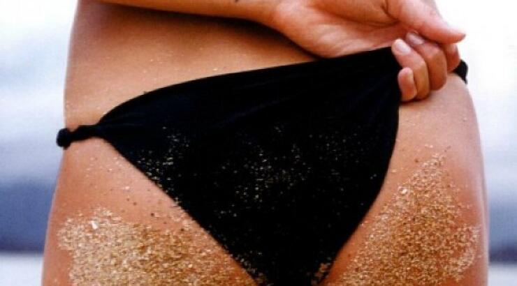 Η λεπτομέρεια που πρέπει να προσέξεις στα μαγιό σου, για να δείχνουν τέλεια τα οπίσθιά σου  