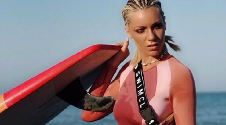 Πώς να φορέσεις το μακρυμάνικο ολόσωμο μαγιό