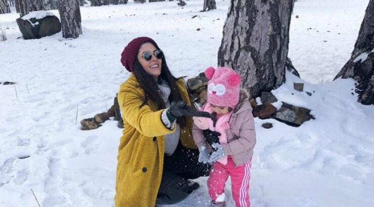 Μαρκέλλα Μαρίνα Κωνσταντίνου: Μας έδειξε πρώτη φορά το πρόσωπο της κορούλα της!