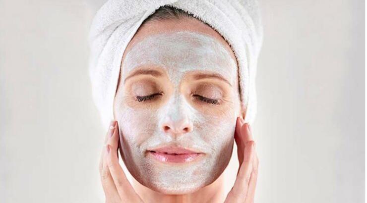 Μια μάσκα προσώπου με αληθινό ελληνικό γιαούρτι για άμεση θρέψη και ενυδάτωση