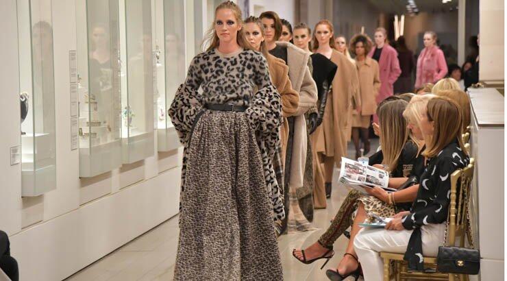 Η μόδα συνάντησε την τέχνη στη Λεβέντειο Πινακοθήκη