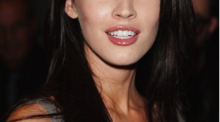 Megan Fox: Στη Disneyland με φουσκωμένη κοιλιά λίγο πριν τον τοκετο!