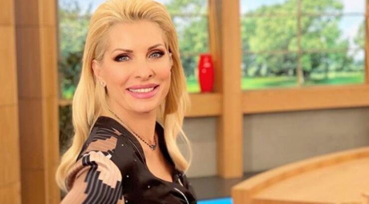 Ελένη Μενεγάκη: Αποκάλυψε που θα κάνει καλοκαιρινές διακοπές