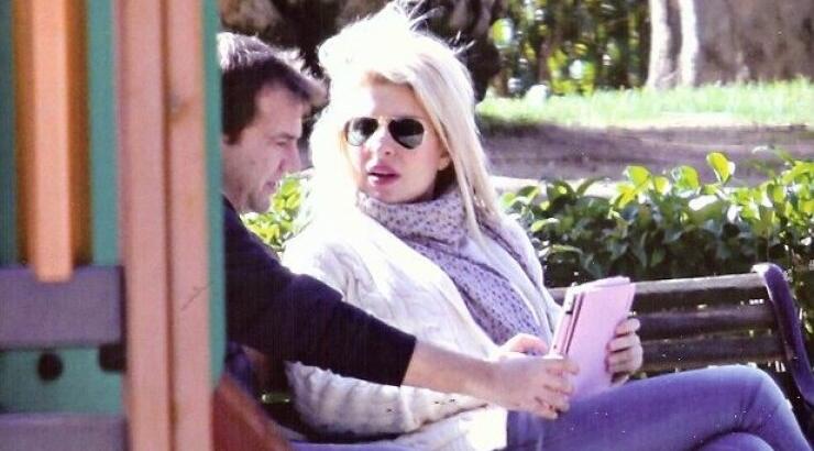 Ρομαντικός περίπατος για Μενεγάκη-Παντζόπουλο