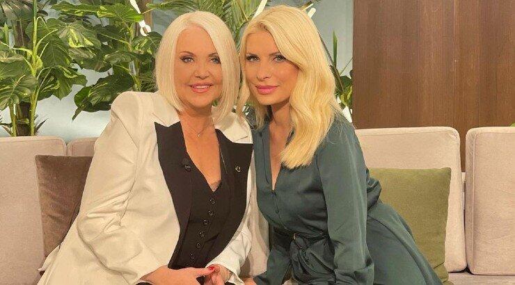 Ελένη Μενεγάκη - Ρούλα Κορομηλά: Συναντήθηκαν τηλεοπτικά μετά από 26 χρόνια [βίντεο] 