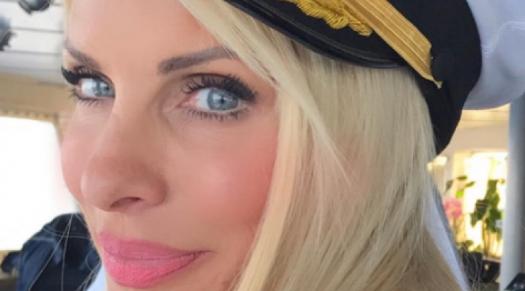 Η Ελένη Μενεγάκη ταξιδεύει για Άνδρο και "ρίχνει" για ακόμη μία φορά το instagram!