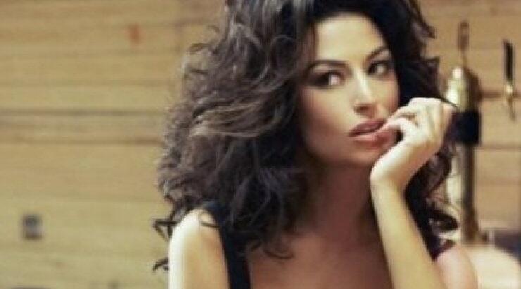 Δωροθέα Μερκούρη: «Γελάω όταν με βλέπω πρωτοσέλιδο με το σύντροφό μου»