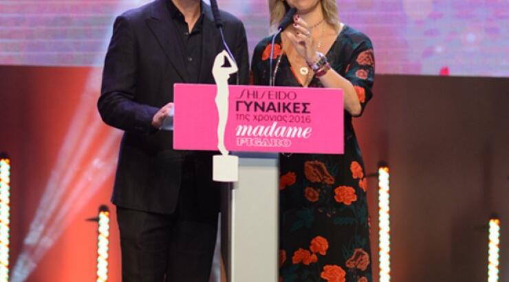 12η απονομη βραβείων Madame Figaro Γυναίκες της Χρονιάς 2016: Δημιουργός - Εικαστικός της Χρονιάς η...