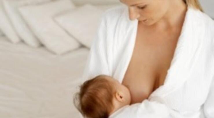  5 τρόποι για να συνεχίσετε το θηλασμό και αφού επιστρέψετε στη δουλειά