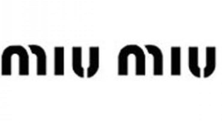 Tα παρασκήνια από το βίντεο του Miu Miu