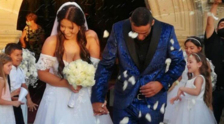 Το φωτογραφικό άλμπουμ του γάμου Κύπριας τραγουδίστριας! [εικόνες]