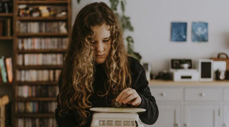 Έξυπνοι τρόποι για να μάθει το παιδί σου από νωρίς την αποταμίευση!