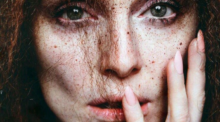 Αγνώριστη στο εξώφυλλο του "T Magazine"