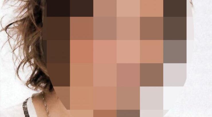 Γνωστή Ελληνίδα ηθοποιός αρραβωνιάστηκε και το ανακοίνωσε μέσω facebook!