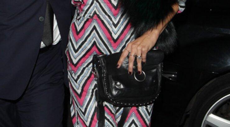 Η Kate Moss συνεχίζει να είναι το κακό κορίτσι [εικόνες]