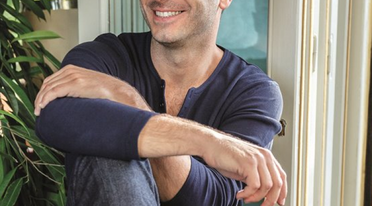 Αλέξανδρος Μπουρδούμης: Με ποια πασίγνωστη Ελληνίδα τραγουδίστρια είχε σχέση και δεν το μάθαμε ποτέ;