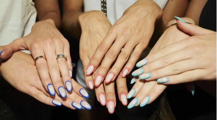 Επτά απλά σχέδια νυχιών που θα κυριαρχήσουν αυτή τη σεζόν