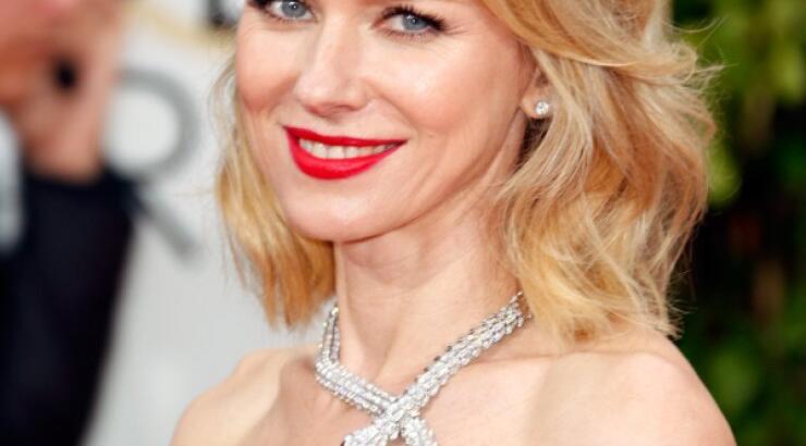 Δείτε πως να υιοθετήσετε το look της Naomi Watts