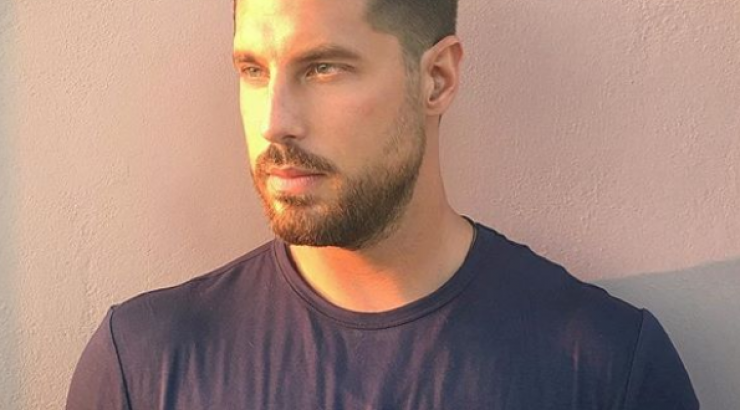 Νάσος Παπαργυρόπουλος: Δεν φαντάζεστε ποιος πασίγνωστος Έλληνας τραγουδιστής είναι ο νονός του!