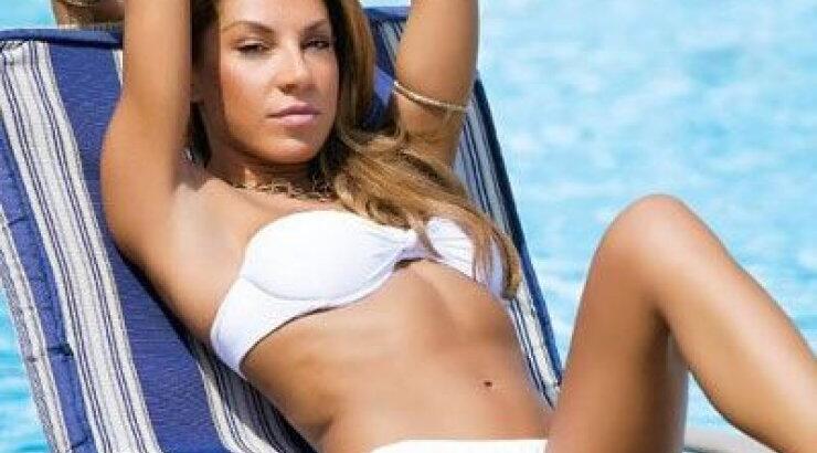 Μαριάντα Πιερίδη: Δείτε την με τον γιο της και τον αδερφό της στην παραλία