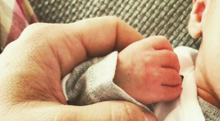 Γεννητούρια στην κυπριακή showbiz – Γνωστή Κύπρια έγινε μανούλα για πρώτη φορά!