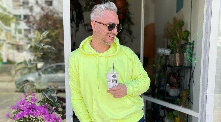 Ο Νικόλας Ιωαννίδης μας υποδέχθηκε στο “Φυτοπωλείο” του [βίντεο]