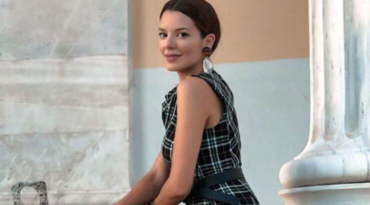 Νικολέττα Ράλλη: Ποια Κύπρια τραγουδίστρια ήταν ο συνδετικός κρίκος για να γνωριστεί με τον σύντροφό της; 