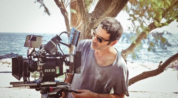 Aυτός είναι ο τίτλος και το τρέιλερ της νέας ταινίας του Χριστόφορου Παπακαλιάτη