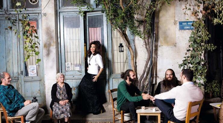 Μιμή Ντενίση: La vie est belle