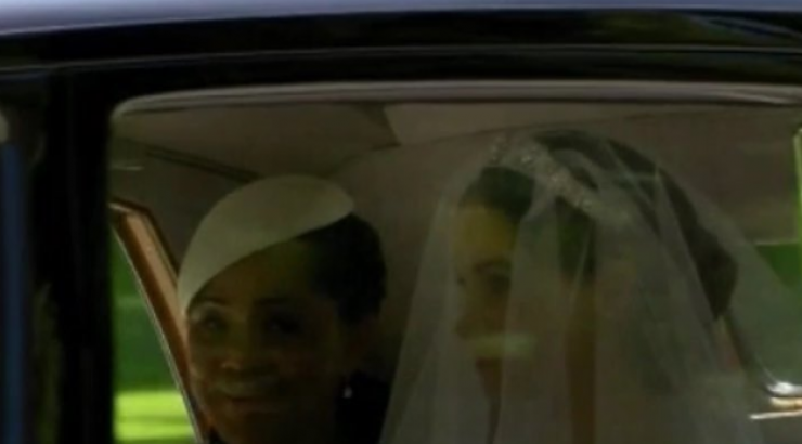 Οι πρώτες εικόνες της Meghan Markle να κατευθύνεται προς το εκκλησάκι! [βίντεο]