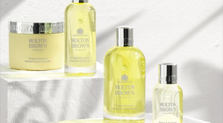 Molton Brown: Αποτίει φόρο τιμής στην εμβληματική της συλλογή Orange & Bergamot