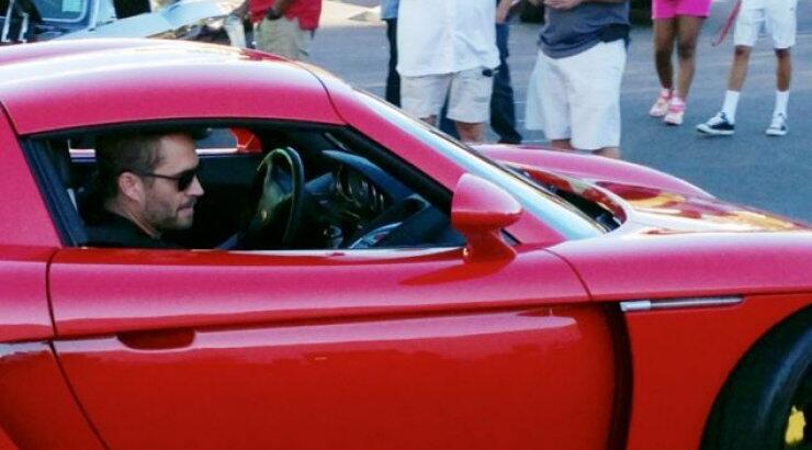 Ο Paul Walker χαμογελά στον οδηγό λίγο πριν την έκρηξη [φωτογραφίες]