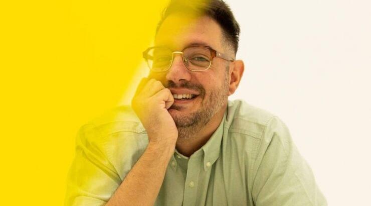 Παύλος Χάππιλος: Το περιστατικό με την Κύπρια γιαγιά του που τον έκανε να νιώσει πλήρη αποδοχή!