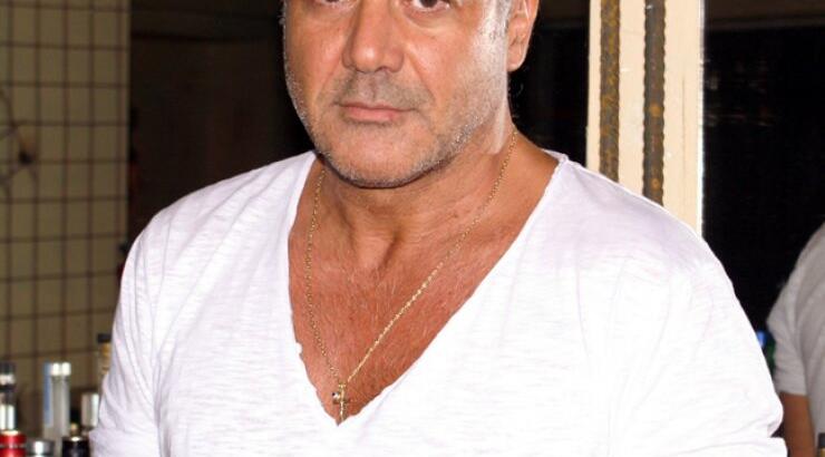 Δεν το γνωρίζαμε: Αυτή είναι η επώνυμη νεαρή ηθοποιός που είναι η σύντροφος του Παύλου Ευαγγελόπουλου