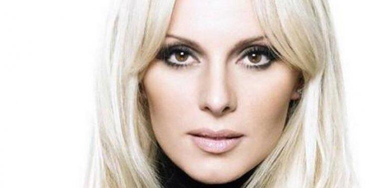 Η Πέγκυ Ζήνα τραγουδά για το ΔΗ.ΣΥ.