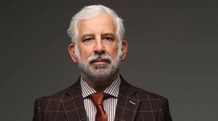 Μετακομίζει εκτός Αθήνας ο Πέτρος Φιλιππίδης! 