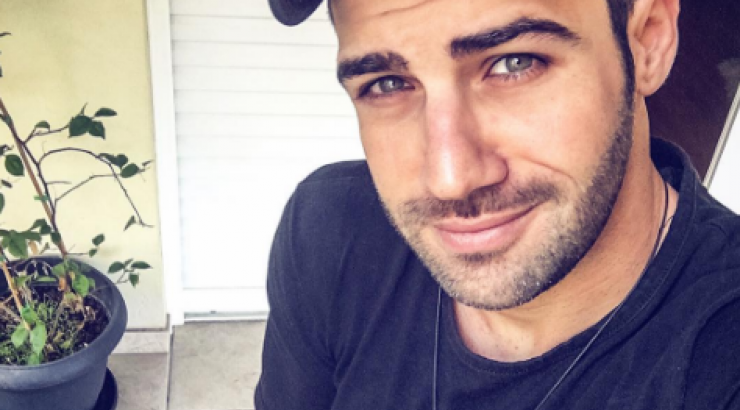 Δείτε για ποιαν γυναίκα έγραψε ο Πέτρος Ιακωβίδης τη μεγάλη του επιτυχία "Κοριτσάκι μου"!