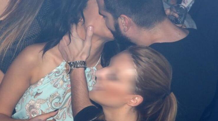 Αυτό είναι το νέο ζευγάρι της ελληνικής showbiz! Τρυφερά φιλιά σε βραδινή τους έξοδο!