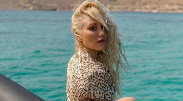 Πηνελόπη Αναστασοπούλου: Έκοψε τα μαλλιά της κοντά και μας ενθουσίασε! [εικόνα]