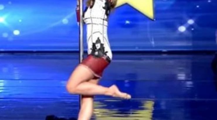 Η Ντορέττα Παπαδημητρίου εντυπωσιάζει κάνοντας pole dance! [βίντεο]